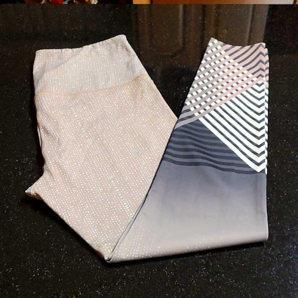 Onzie 7/8 Yoga Leggings